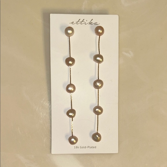 ettika Jewelry - Ettika Gold-Plated Pearl Linear Earrings